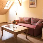 Gaestehaus Am Schlossberg 3*