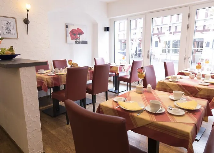 ゲストハウス Gaestehaus Am Schlossberg