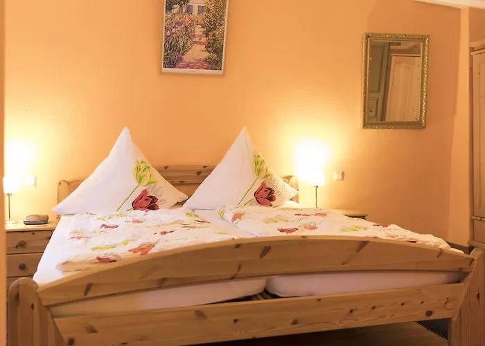 Maison d'hôtes Gaestehaus Am Schlossberg 3*